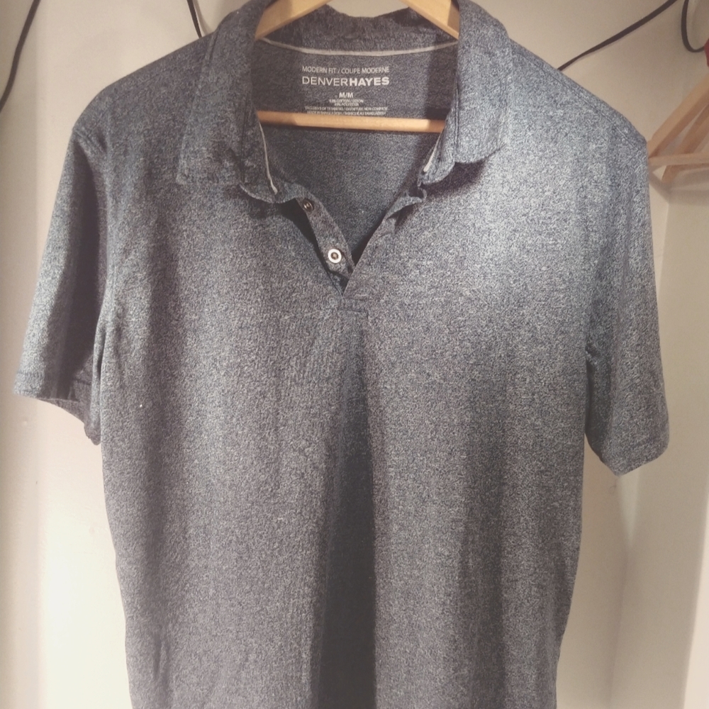 Men's medium polo shirt. - Picture 1 of 3